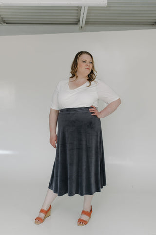 CORDED VELVET SKIRT WITH SLIT - Love Marlow