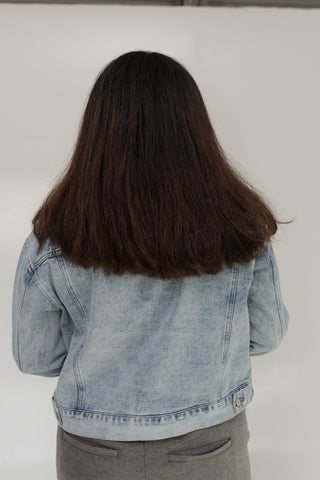CROPPED DENIM JACKET IN LIGHT VINTAGE WASH - Love Marlow
