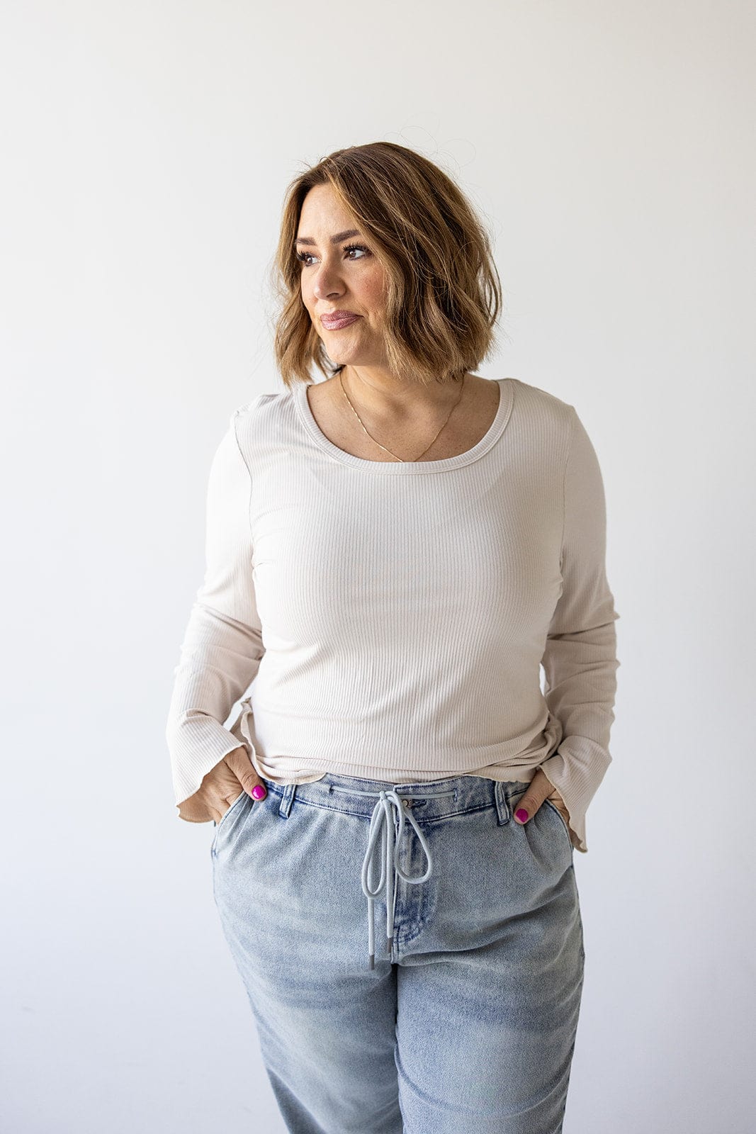 CROPPED LONG SLEEVE RIBBED TEE IN VANILLA - Love Marlow