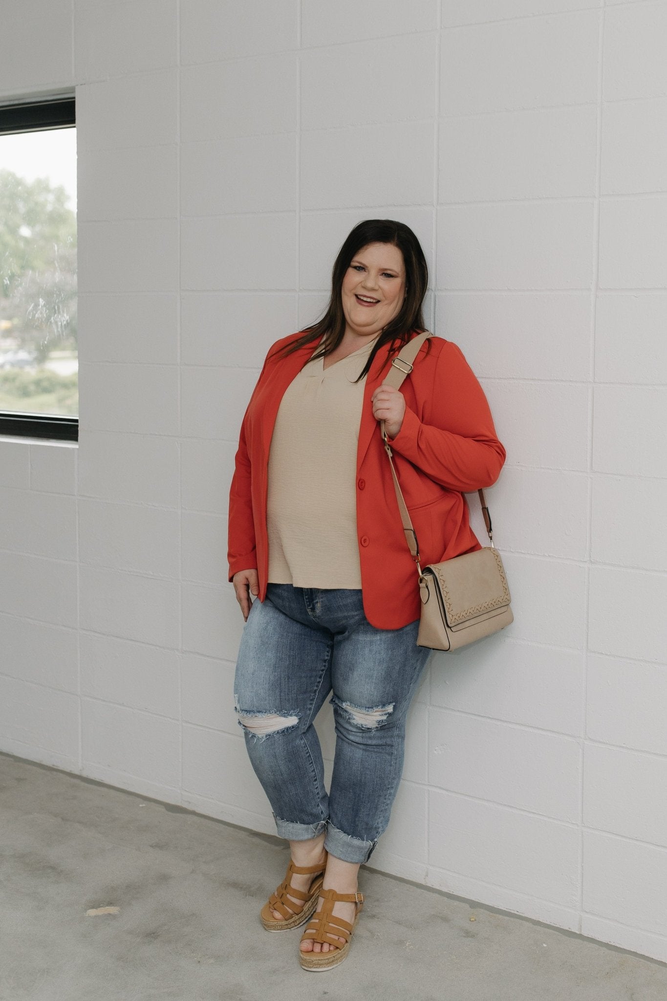 CROSSBODY WITH WHIPSTITCH DETAIL IN BEIGE - Love Marlow