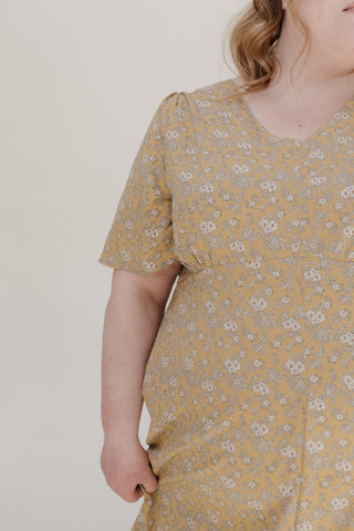 EMPIRE WAIST FLUTTER SLEEVE FLORAL DRESS IN DANDELION - Love Marlow