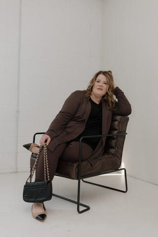 ESSENTIAL BOYFRIEND FIT V - NECK TEE IN BLACK - Love Marlow