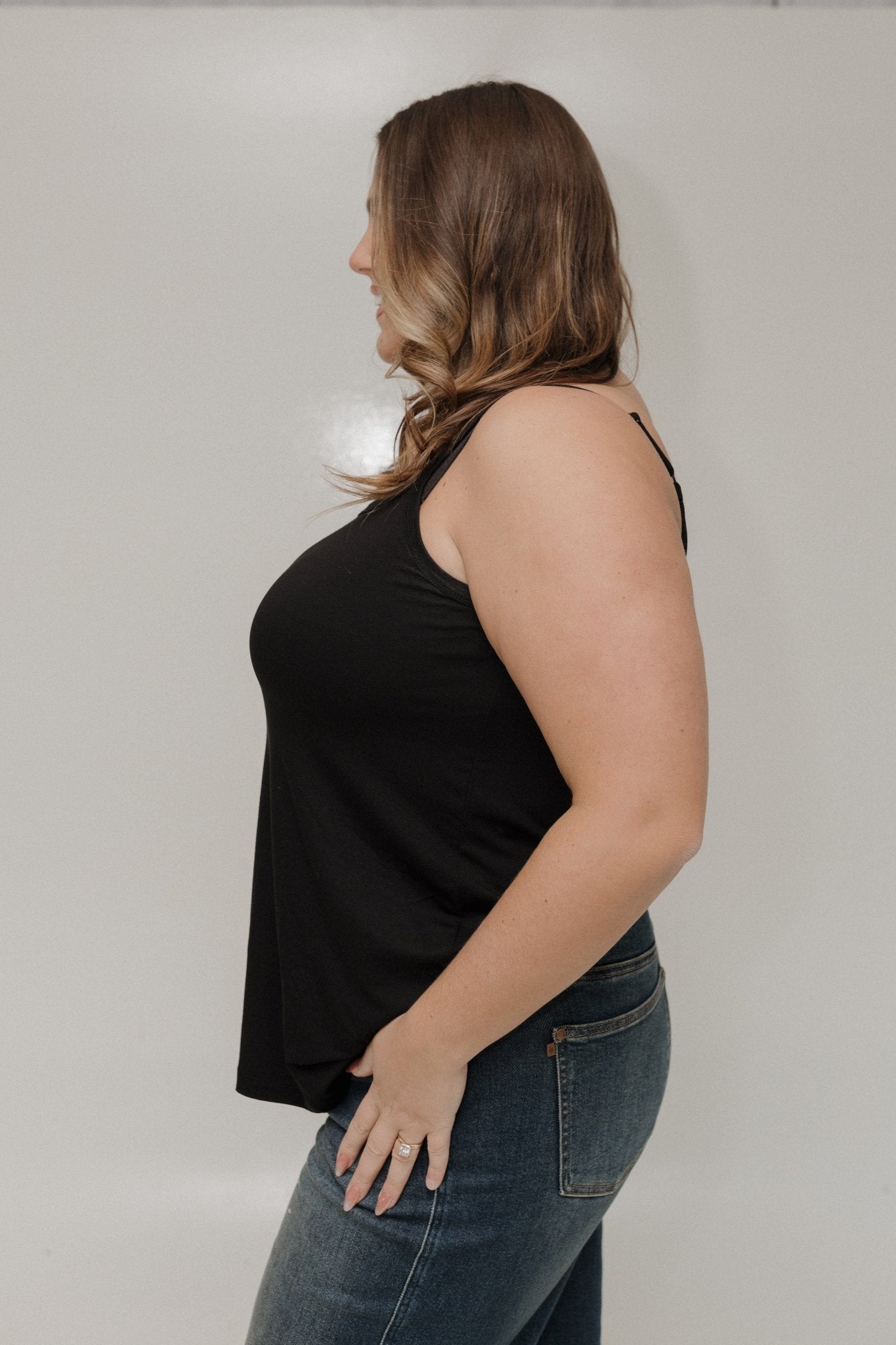 ESSENTIAL CAMI IN BLACK - Love Marlow