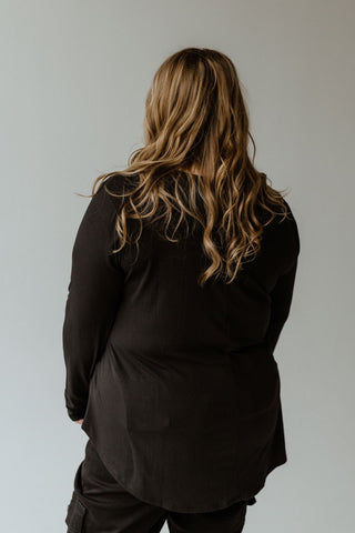 ESSENTIAL CREW NECK LONG - SLEEVED TEE IN BLACK - Love Marlow