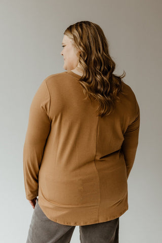 ESSENTIAL CREW NECK LONG - SLEEVED TEE IN URBAN BRONZE - Love Marlow