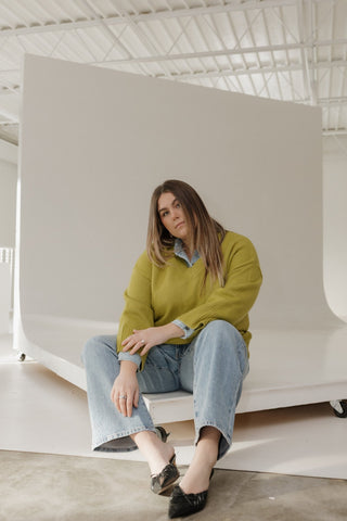 ESSENTIAL DOLMAN V - NECK SWEATER – OLIVE LEAF - Love Marlow