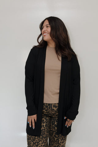 ESSENTIAL LIGHTWEIGHT LONG - SLEEVED CARDIGAN IN BLACK - Love Marlow