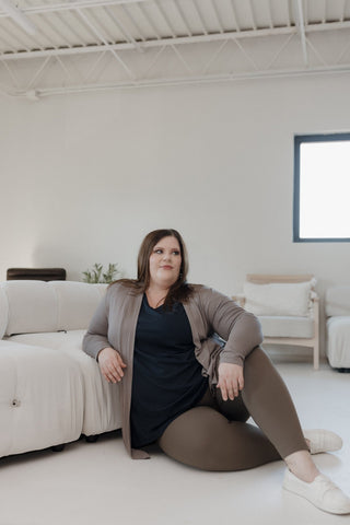 ESSENTIAL LIGHTWEIGHT LONG - SLEEVED CARDIGAN IN STONE - Love Marlow