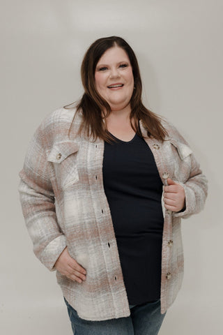 ESSENTIAL LONG SLEEVE V - NECK TEE IN DEEP NAVY - Love Marlow