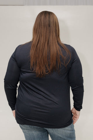 ESSENTIAL LONG SLEEVE V - NECK TEE IN DEEP NAVY - Love Marlow