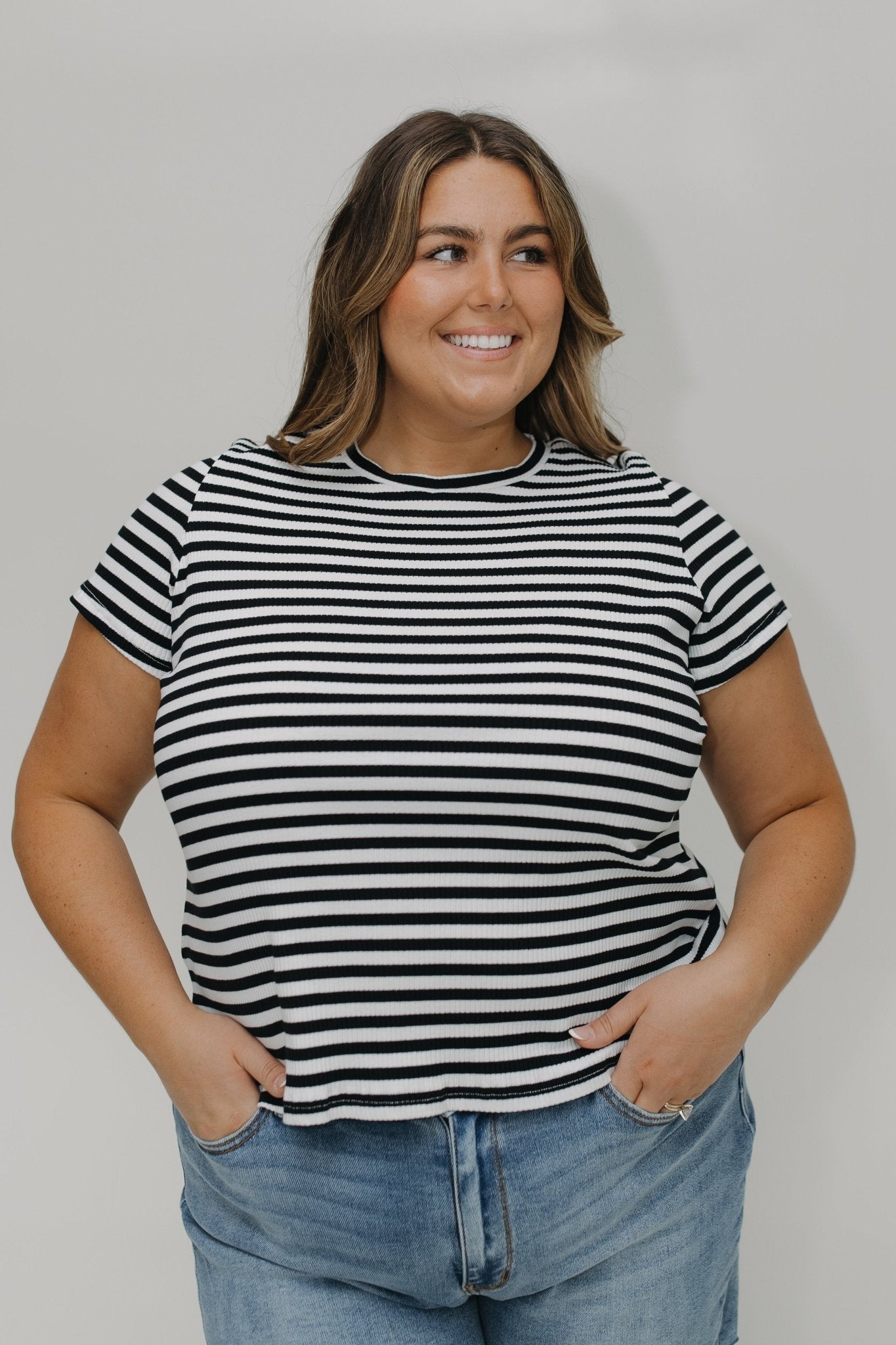 ESSENTIAL SHORT SLEEVE RIBBED CREW NECK TEE IN ECRU AND BLACK - Love Marlow