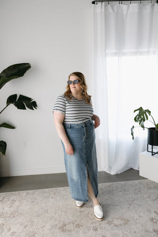 ESSENTIAL SHORT SLEEVE RIBBED CREW NECK TEE IN RETRO STRIPES - Love Marlow