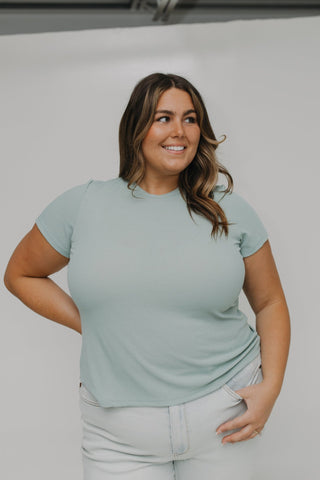 ESSENTIAL SHORT SLEEVE RIBBED CREW NECK TEE IN SEASIDE SHALE - Love Marlow