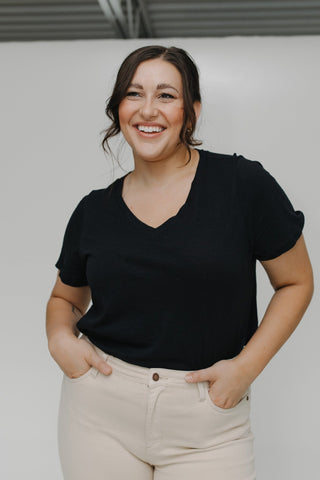 ESSENTIAL TEXTURED V - NECK TEE IN BLACK - Love Marlow