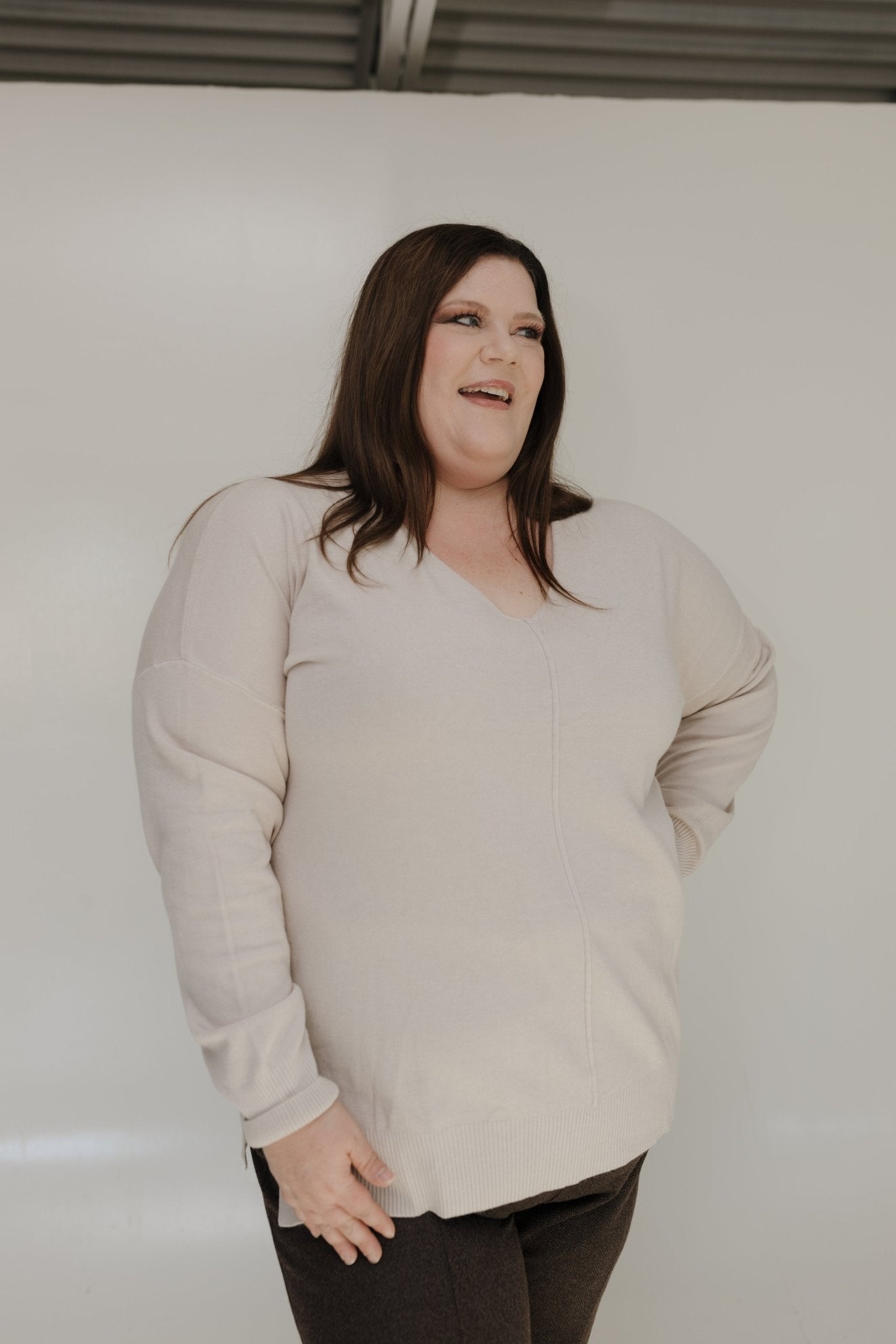 ESSENTIAL V - NECK FRONT SEAM SWEATER IN FROTHY MILK - Love Marlow