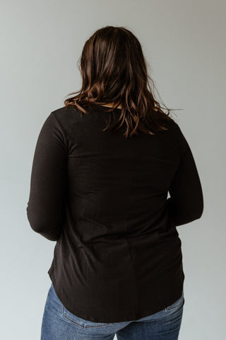 ESSENTIAL V - NECK LONG - SLEEVED TEE IN BLACK - Love Marlow