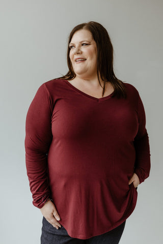 ESSENTIAL V - NECK LONG - SLEEVED TEE IN CUT RUBY - Love Marlow