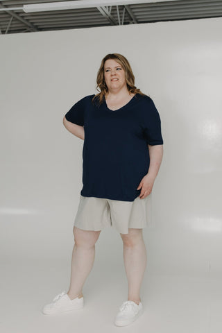 ESSENTIAL V - NECK TEE IN DARK HORIZON - Love Marlow