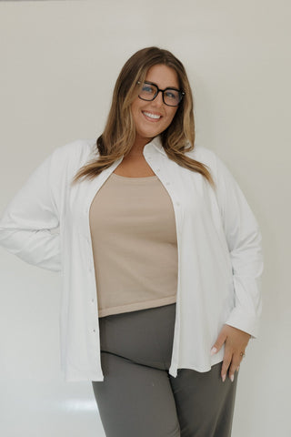 ESSENTIAL WRINKLE - FREE BUTTON - UP BLOUSE IN ECRU - Love Marlow