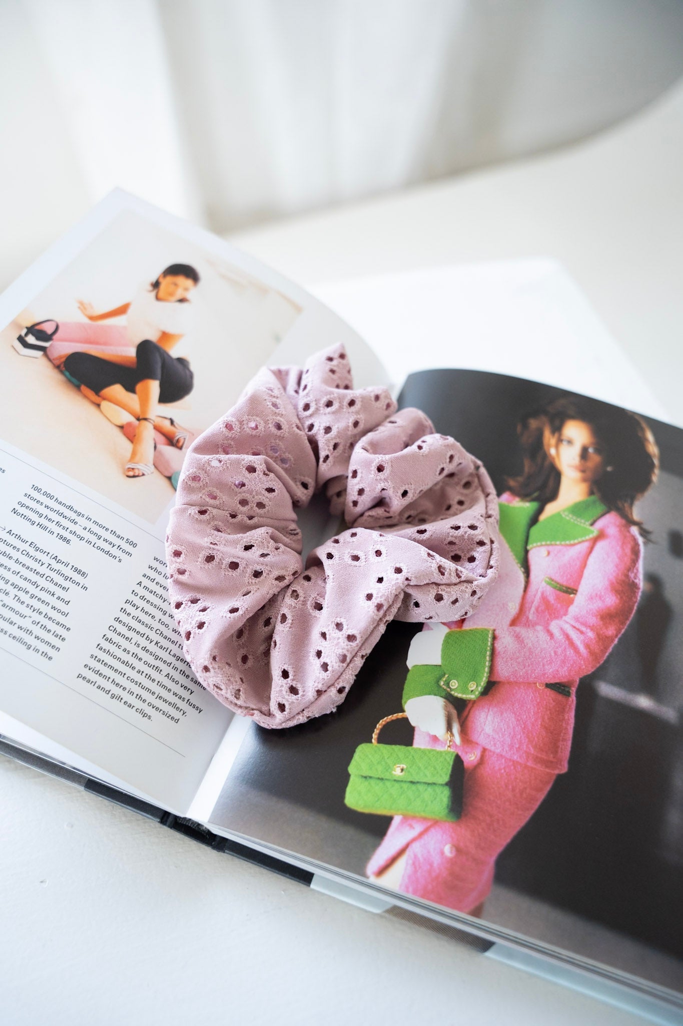 EYELET LACE SCRUNCHIE IN MAUVE - Love Marlow