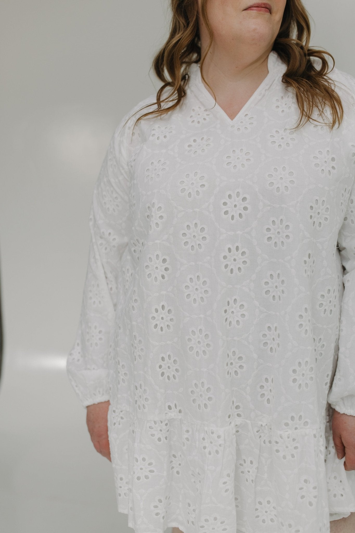 EYELET LACE SHEATH DRESS WITH KICK HEM - Love Marlow