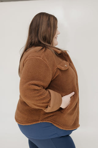 FAUX FUR SHACKET IN CHESTNUT - Love Marlow