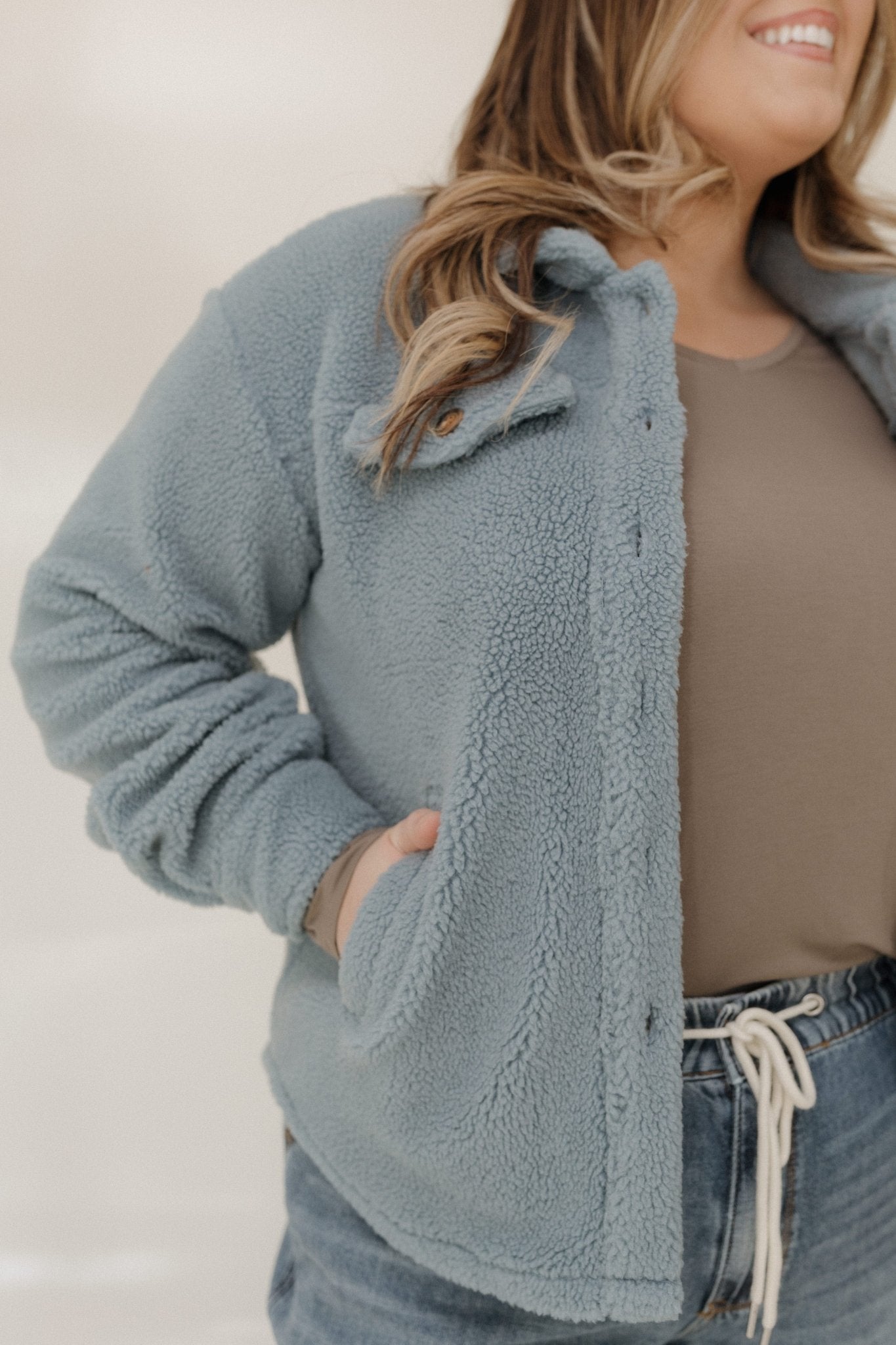 FAUX FUR SHACKET IN WINTER LAKESIDE - Love Marlow