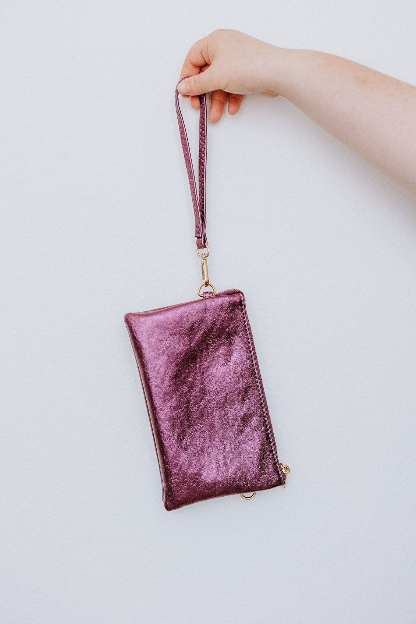 FAUX LEATHER CLUTCH IN SAPPHIRE PURPLE - Love Marlow