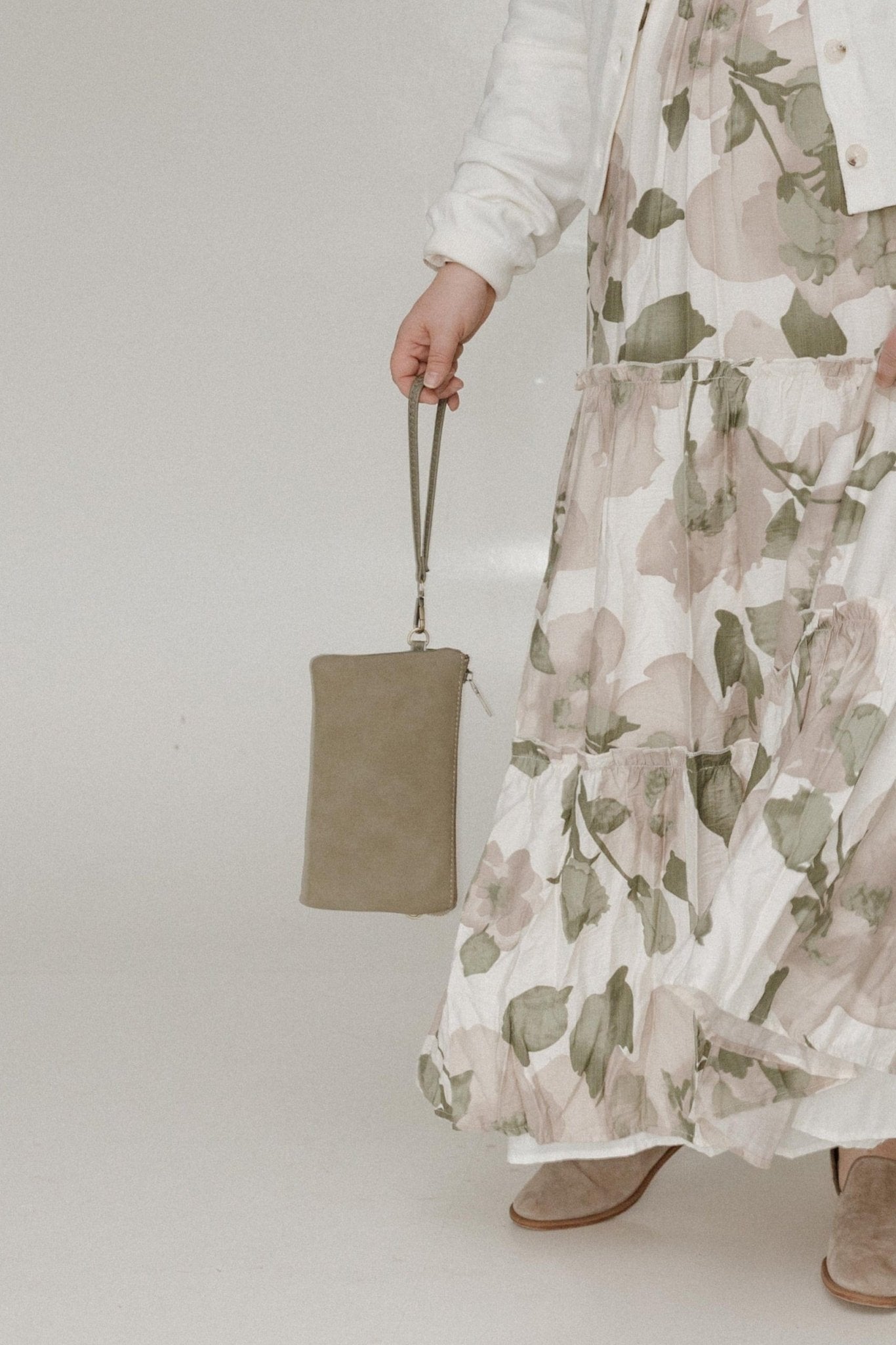 FAUX SUEDE CLUTCH IN OLIVE - Love Marlow