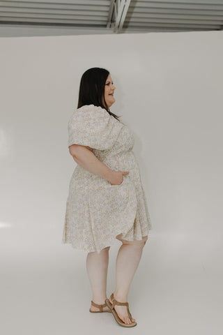 FEMININE FLORAL PUFF SLEEVE DRESS IN VINTAGE SPRING - Love Marlow