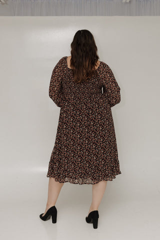 FLORAL SMOCKED BODICE MIDI DRESS WITH LONG SLEEVES & POCKETS - Love Marlow