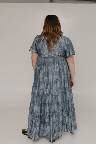 FLUTTER SLEEVE DRESS WITH LARGE FLORAL PATTERN IN SERENITY DRIFT - Love Marlow