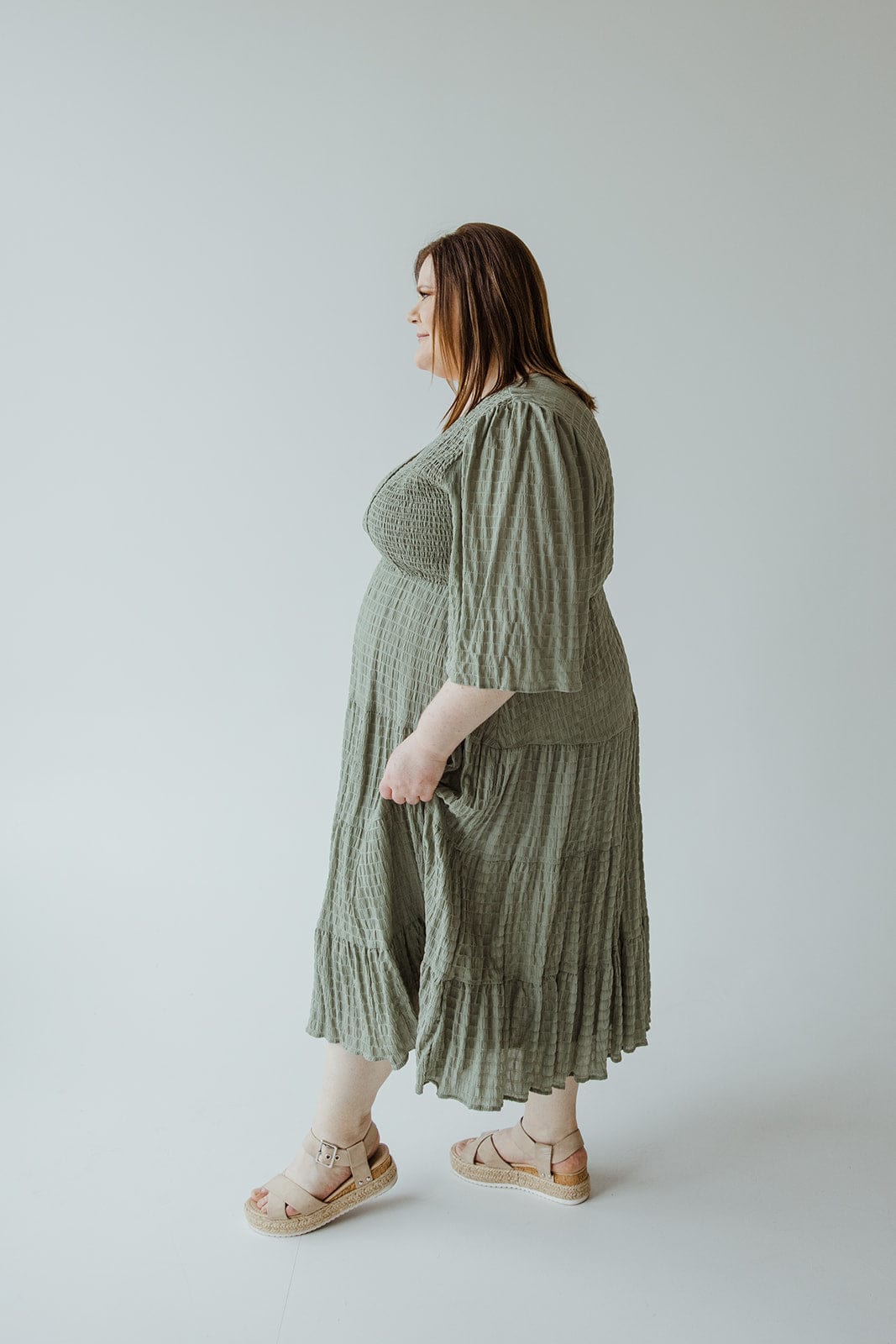 FLUTTER SLEEVE TEXTURED MIDI - LENGTH DRESS - Love Marlow