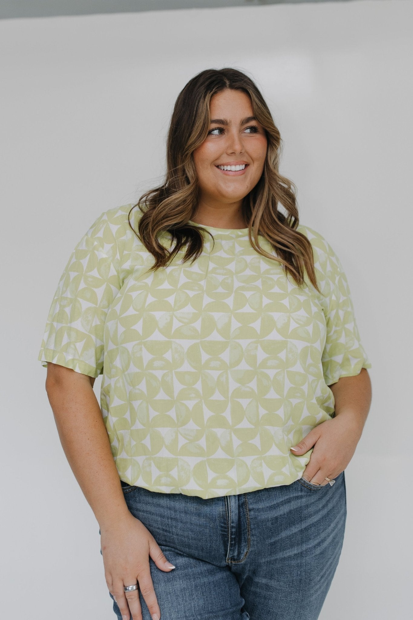 GEOMETRIC PRINT BLOUSE WITH TIE DETAIL IN LIMA - Love Marlow