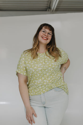 GEOMETRIC PRINT PLEATED CREW NECK BLOUSE IN LIMA - Love Marlow