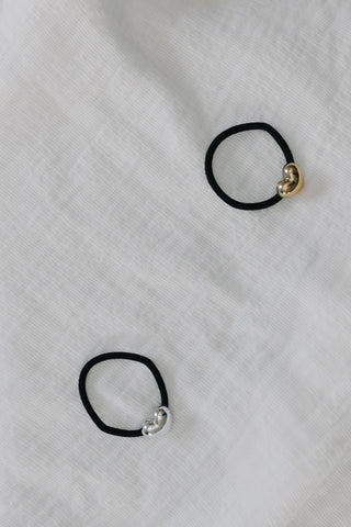 GOLD SOLID HEART PONYTAIL HOLDER –CHIC METAL HAIR ACCESSORY - Love Marlow