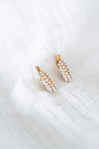 Hailey Huggie Pearl Earrings - Love Marlow