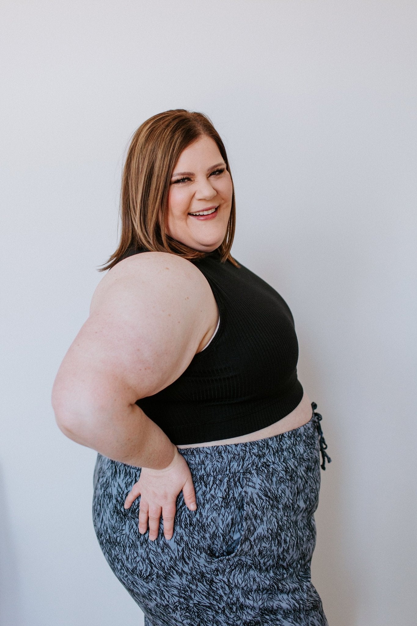 HALTER NECK RIBBED BRALETTE - Love Marlow