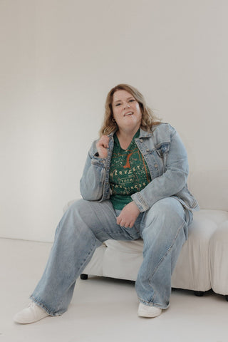 "HARVEST YOUR HAPPINESS" GRAPHIC TEE - Love Marlow