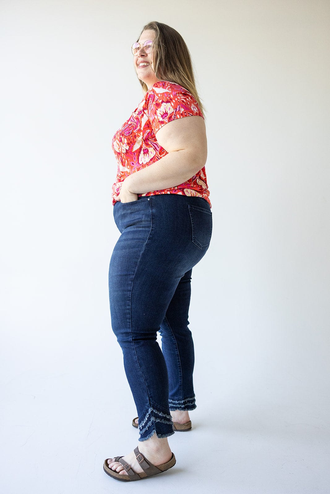 HIGH - RISE RELAXED SKINNY JEAN WITH FRAYED HEM IN DARK WASH - Love Marlow