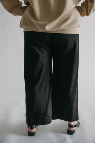 HIGH WAIST WIDE LEG CROPS IN BLACK - Love Marlow