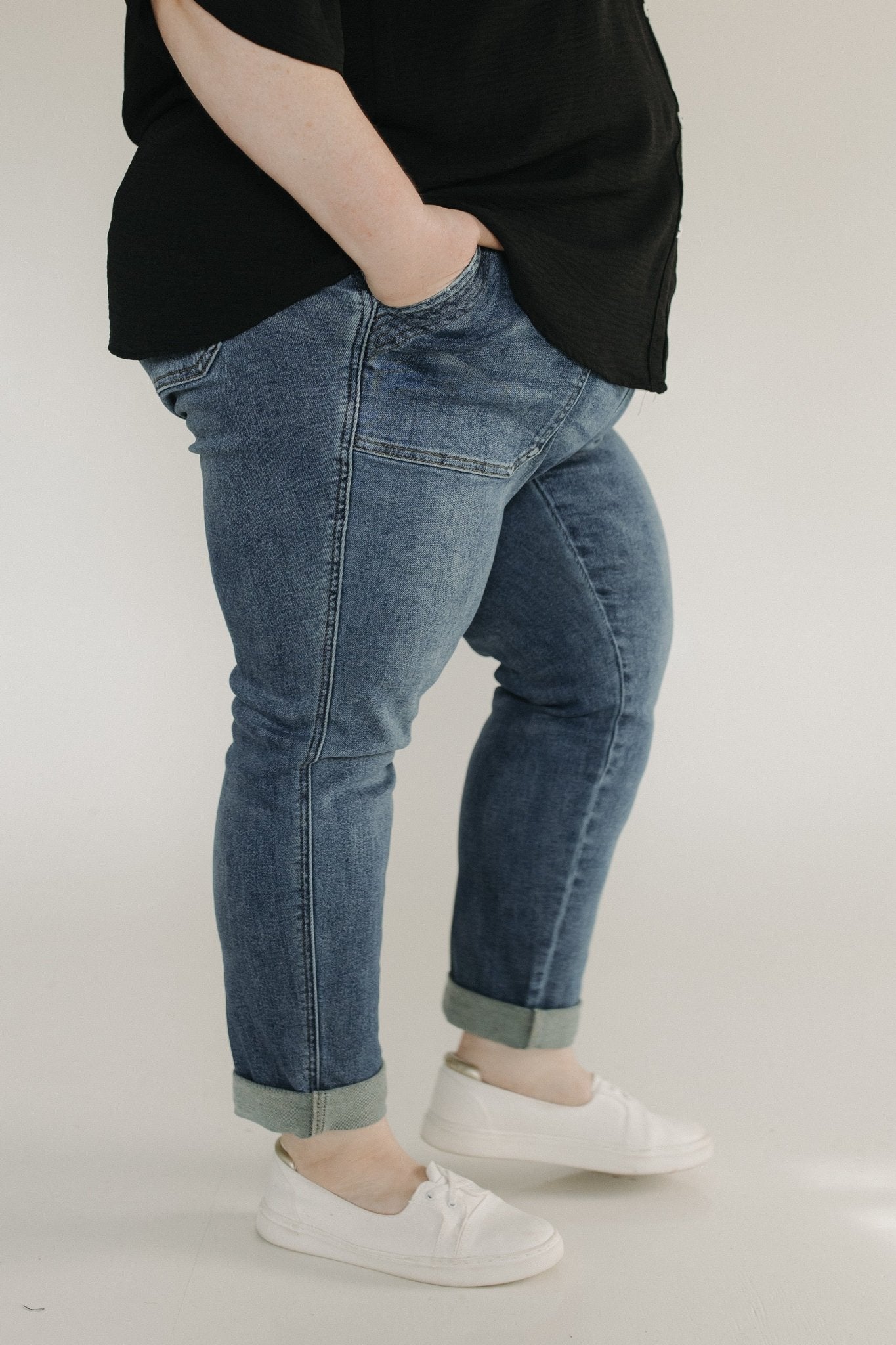 JUDY BLUE HIGH WAIST MEDIUM VINTAGE WASH JOGGERS - Love Marlow