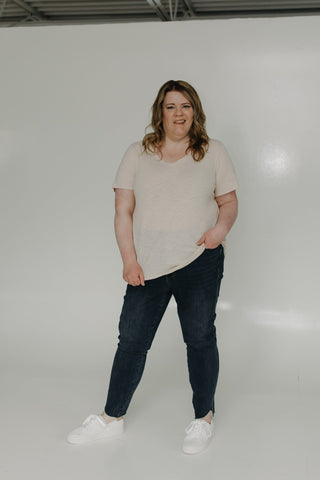 JUDY BLUE HIGH WAIST TUMMY CONTROL CURVED HEM SKINNY IN DARK WASH - Love Marlow