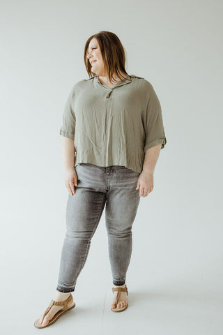 JUDY BLUE HIGH - WAIST TUMMY CONTROL JEANS IN WASHED GREY - Love Marlow