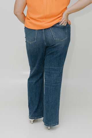 JUDY BLUE HIGH WAIST V - FRONT STRAIGHT LEG IN WASHED BLUE - Love Marlow