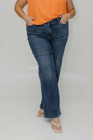 JUDY BLUE HIGH WAIST V - FRONT STRAIGHT LEG IN WASHED BLUE - Love Marlow