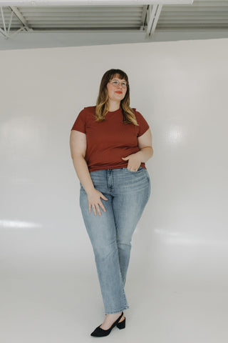 JUDY BLUE HIGH WAIST VINTAGE LOOK 90S STRAIGHT LEG IN LIGHT MEDIUM WASH - Love Marlow