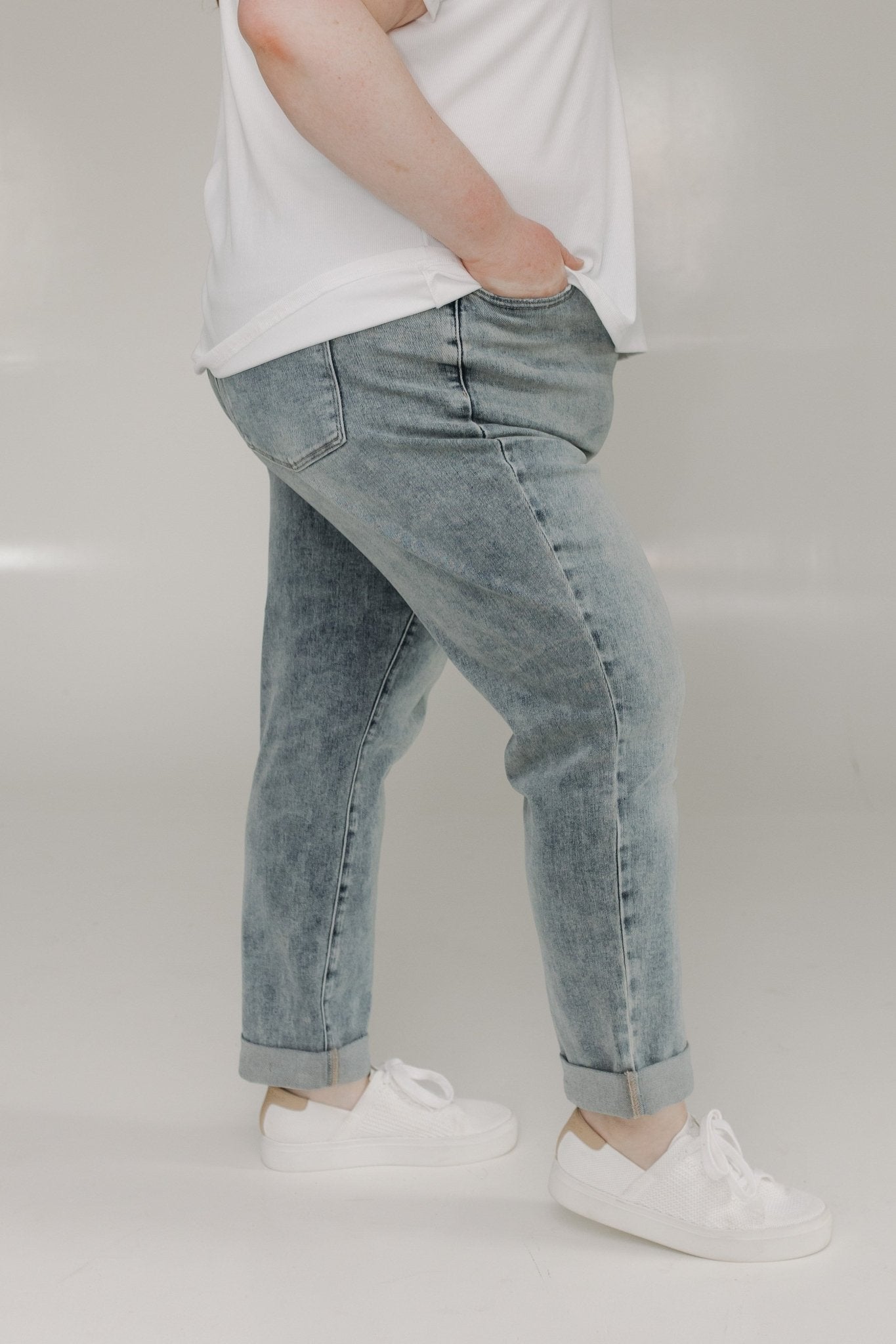 JUDY BLUE HIGH WAIST VINTAGE WASH ROLLED CUFF BOYFRIEND JEANS - Love Marlow