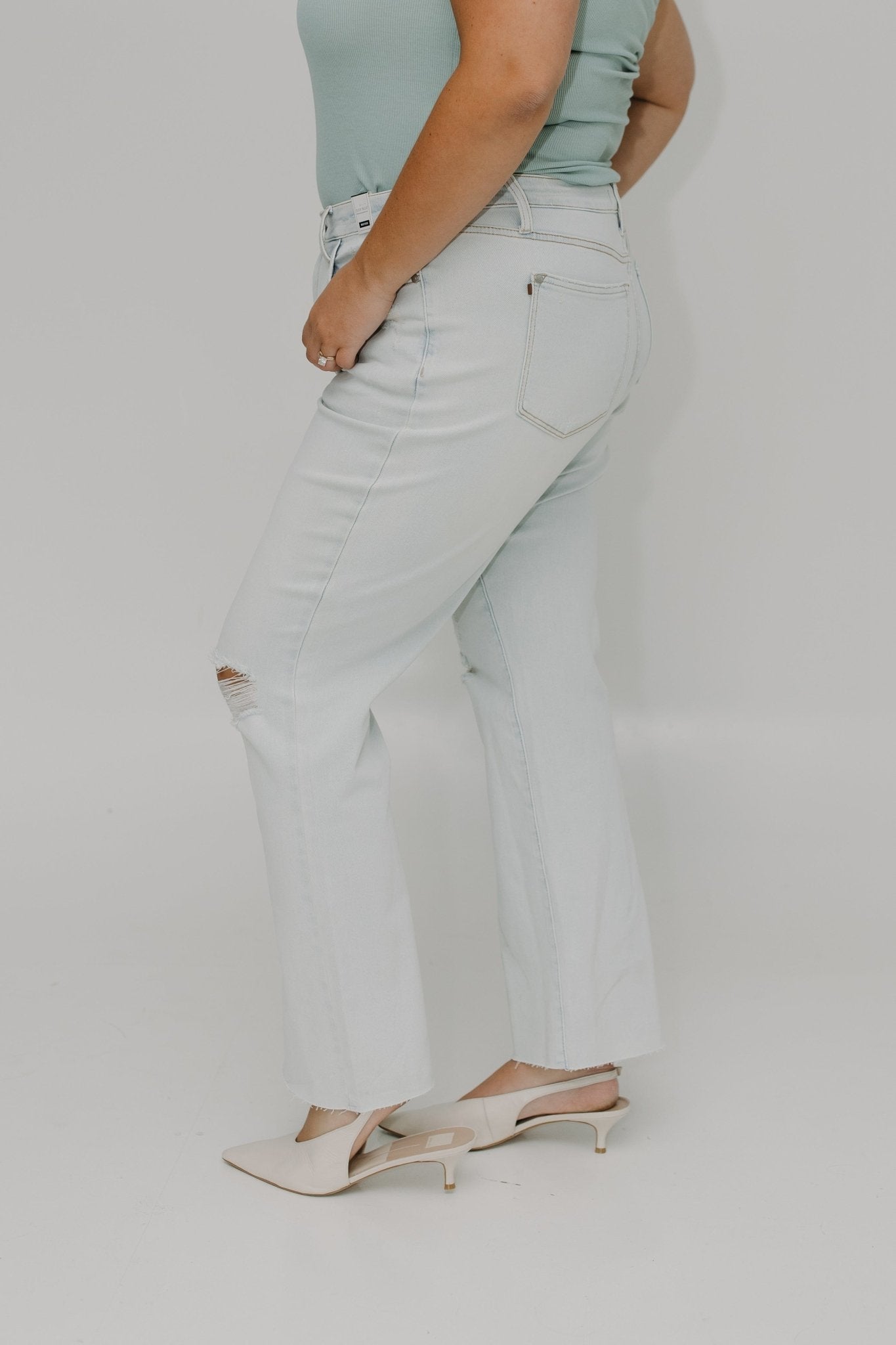 JUDY BLUE MID - RISE BOOTCUT JEAN WITH DESTROYED KNEES AND FRAYED HEM - Love Marlow