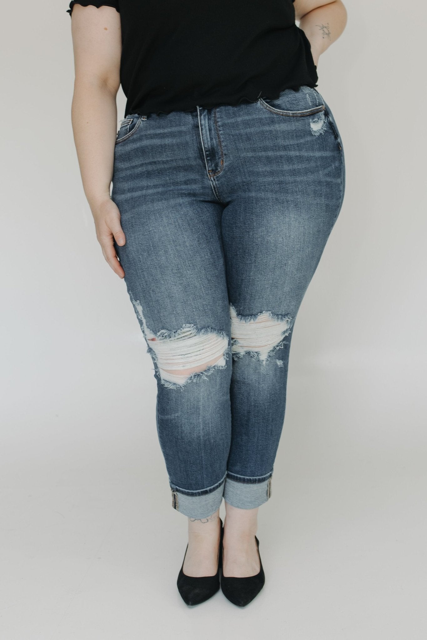 JUDY BLUE MID - RISE BOYFRIEND FIT DESTROYED KNEES JEANS WITH CUFF - Love Marlow
